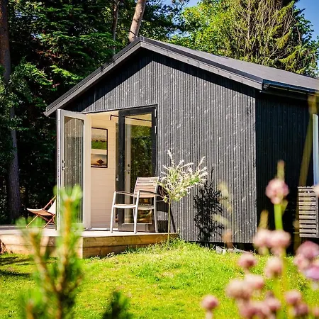 House With Sauna, Cold Plunge And Anneks Glesborg