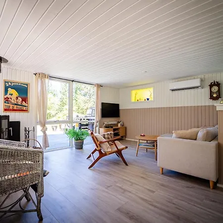 House With Sauna, Cold Plunge And Anneks Ferienhaus Glesborg