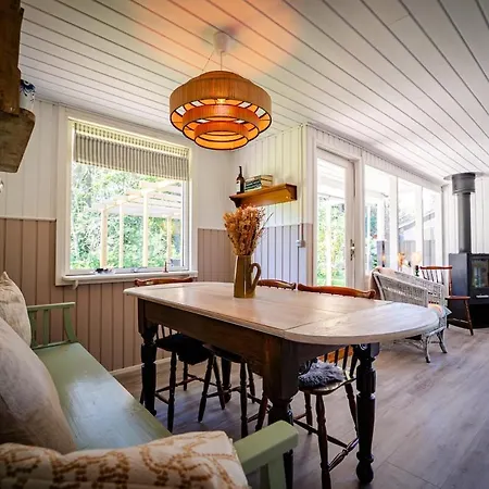 House With Sauna, Cold Plunge And Anneks Ferienhaus *