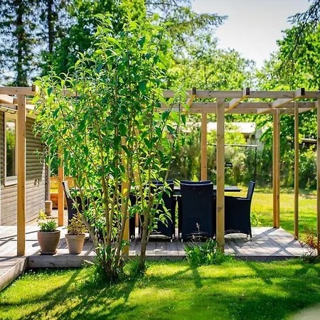 House With Sauna, Cold Plunge And Anneks Holiday home